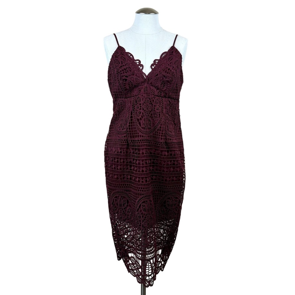 Bardot Women's Lace Midi Dress Size 10/ Large‎ Purple Sleeveless V Neck Lined
